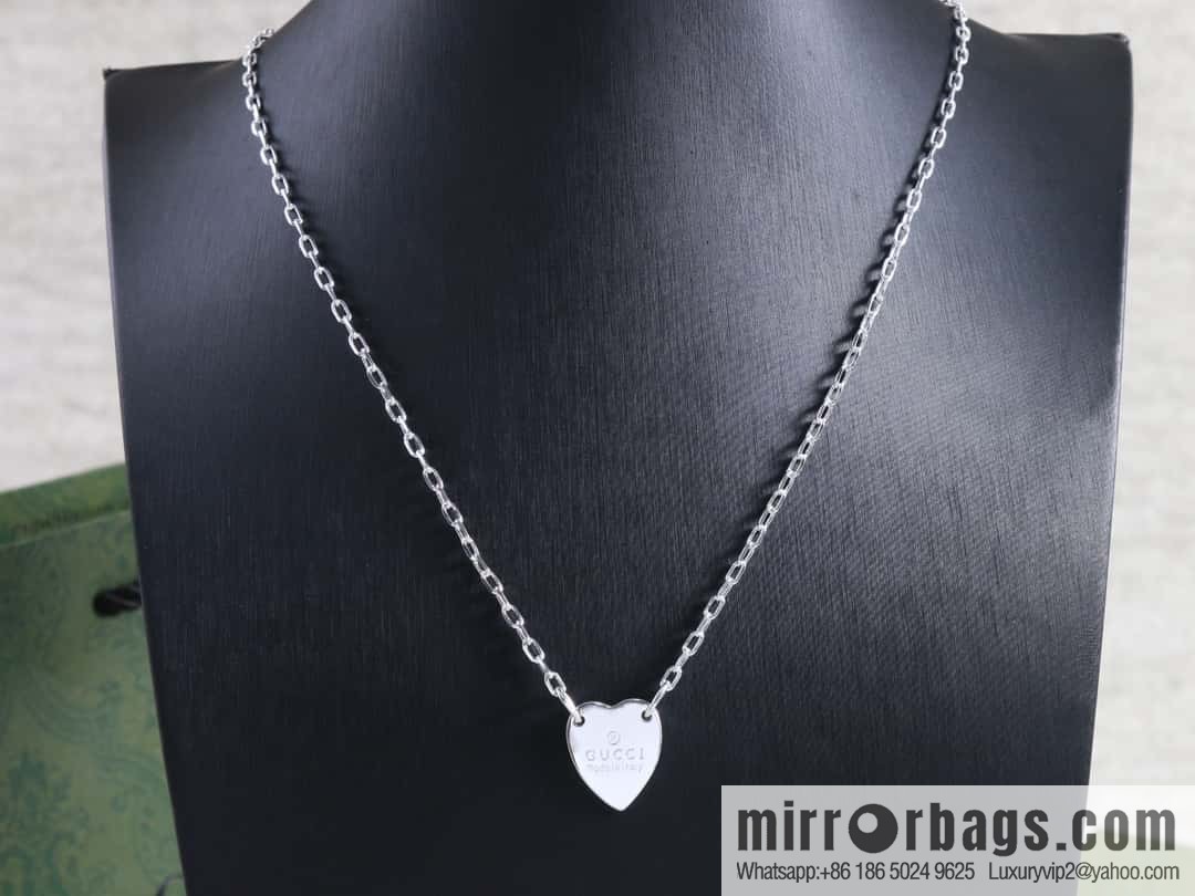 New Gucci gucci love peach heart necklace bracelet