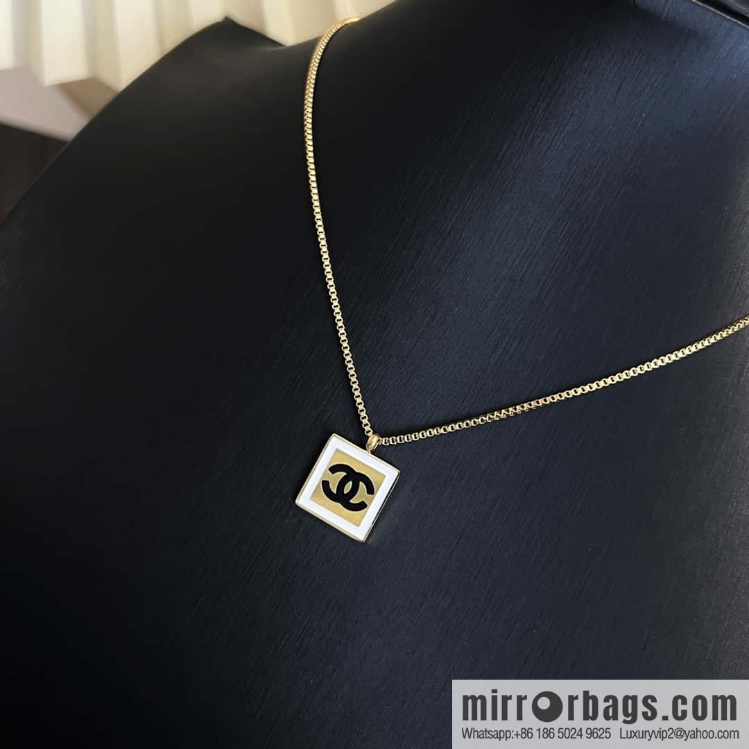 New ☑️ Chanel square double c necklace