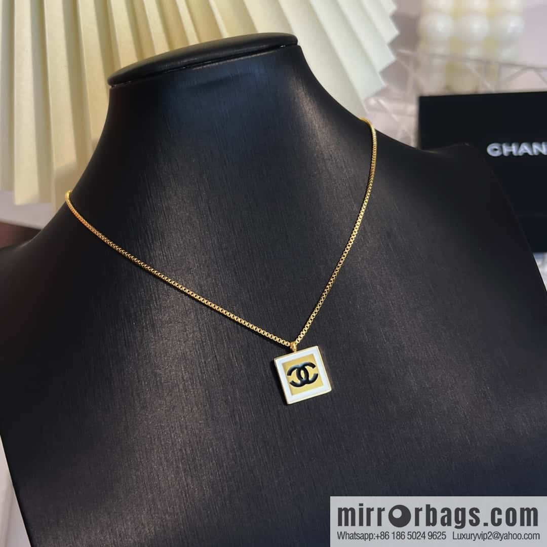 New ☑️ Chanel square double c necklace