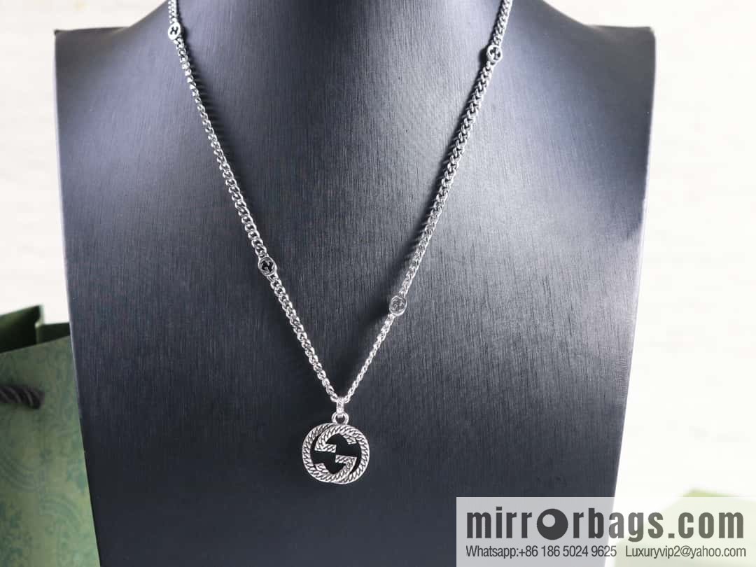 New Gucci gucci double G necklace