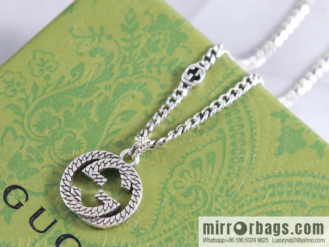 New Gucci gucci double G necklace