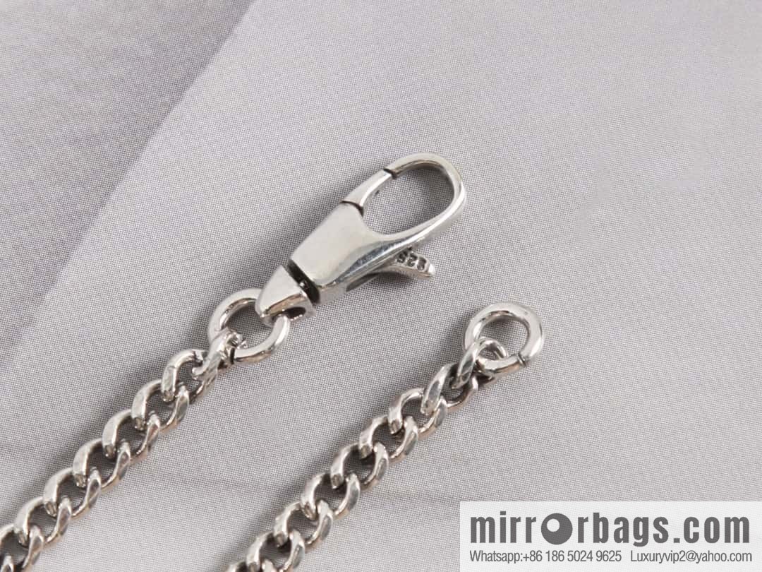 New Gucci gucci double G necklace