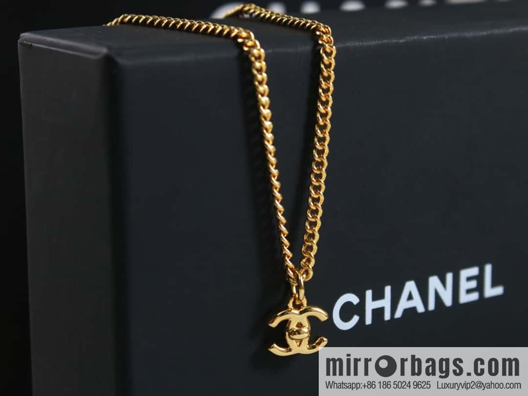 New ☑️ Chanel medieval series gold double c necklace
