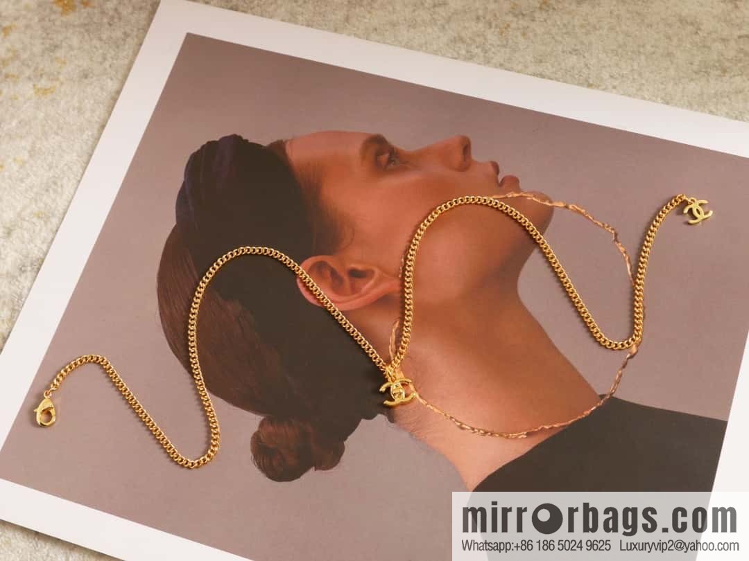 New ☑️ Chanel medieval series gold double c necklace