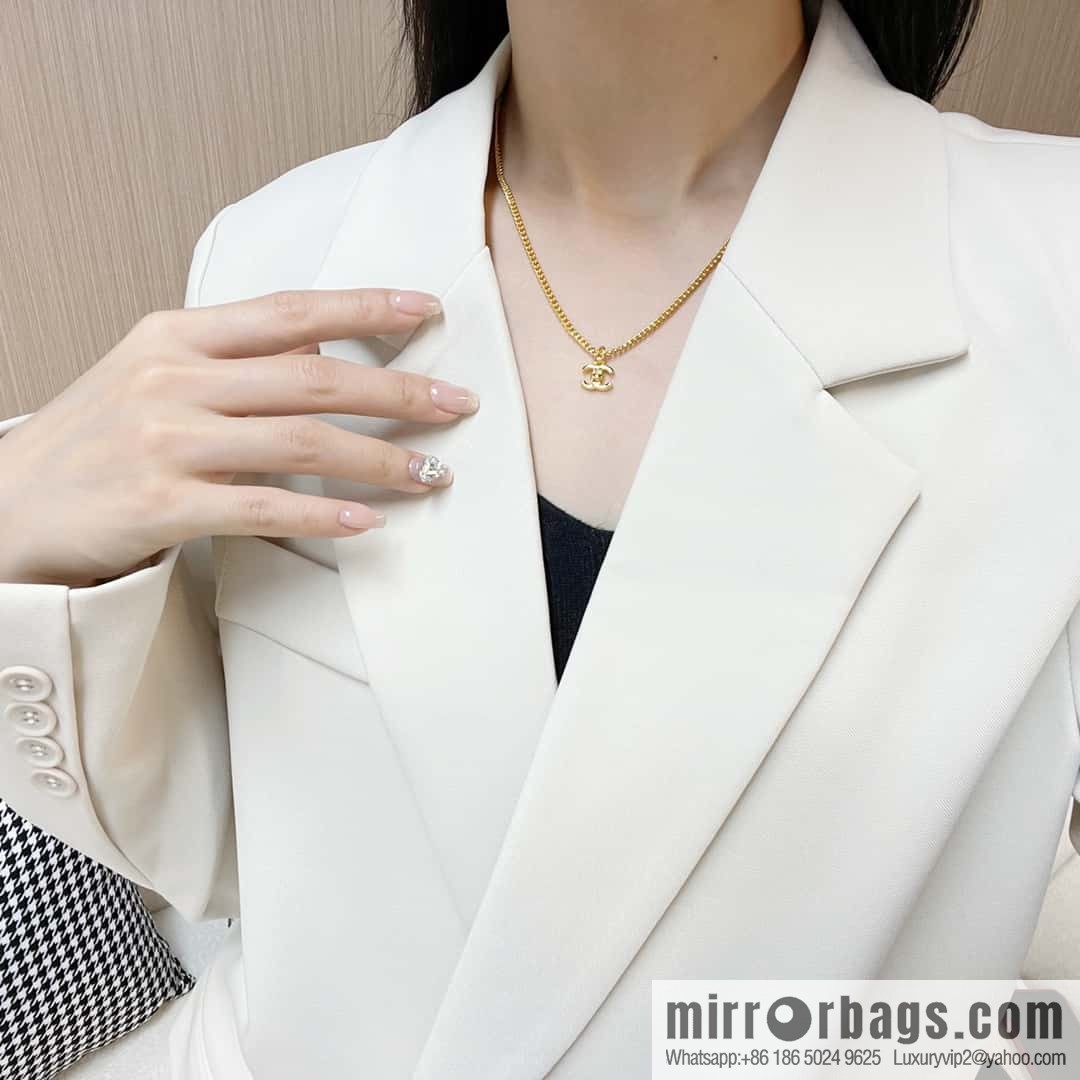 New ☑️ Chanel medieval series gold double c necklace