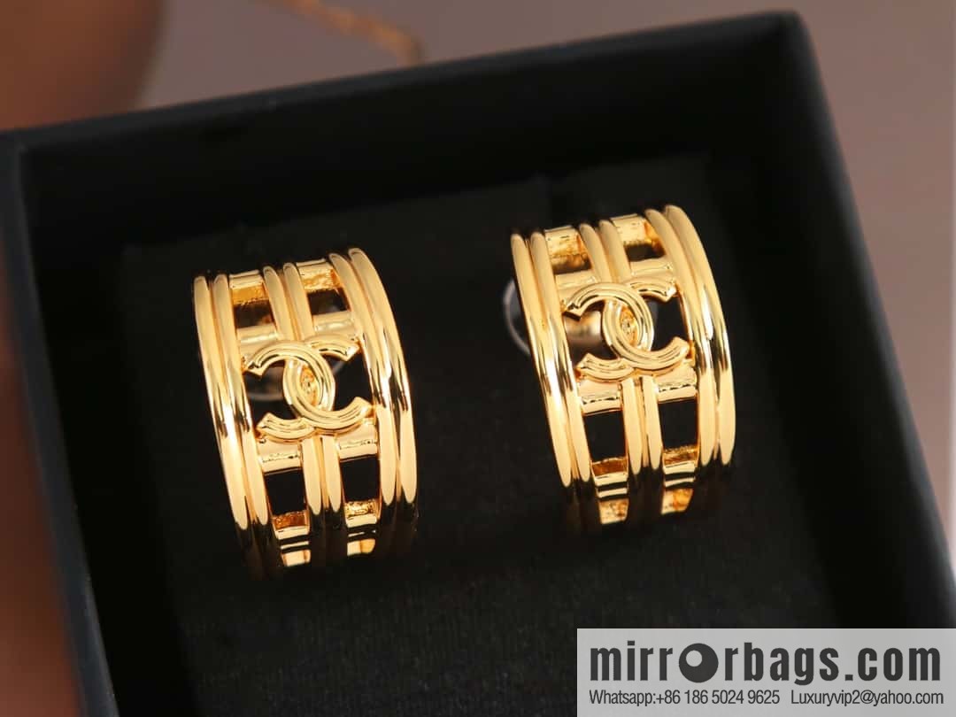 New ☑️ Chanel medieval series gold semi-round double c cut-out earrings