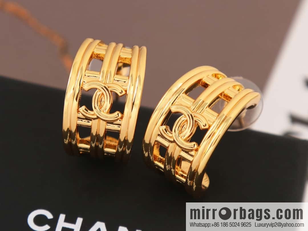 New ☑️ Chanel medieval series gold semi-round double c cut-out earrings