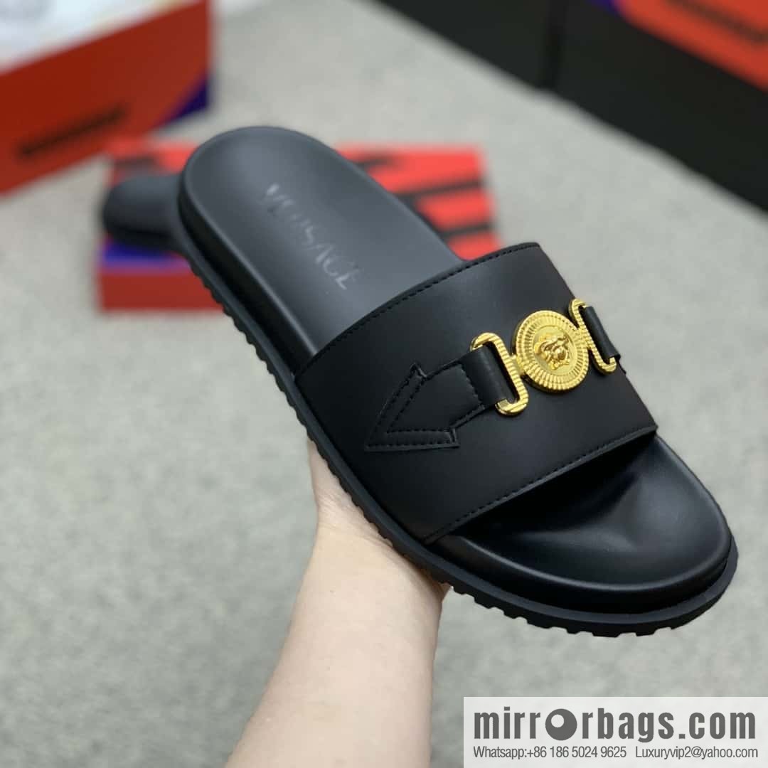 Versace uses black calfskin men's sandals
