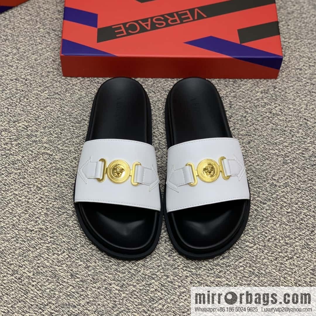Versace uses black calfskin men's sandals