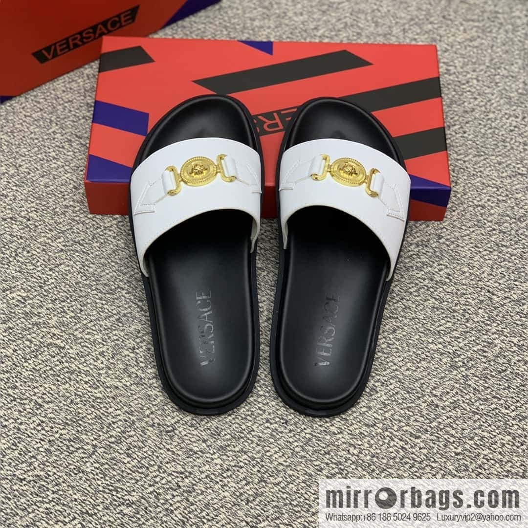 Versace uses black calfskin men's sandals