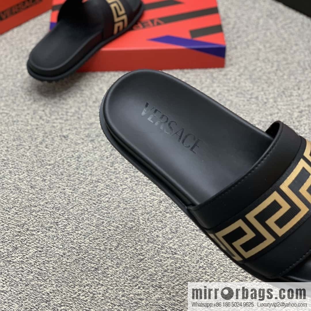 Versace uses black calfskin men's sandals
