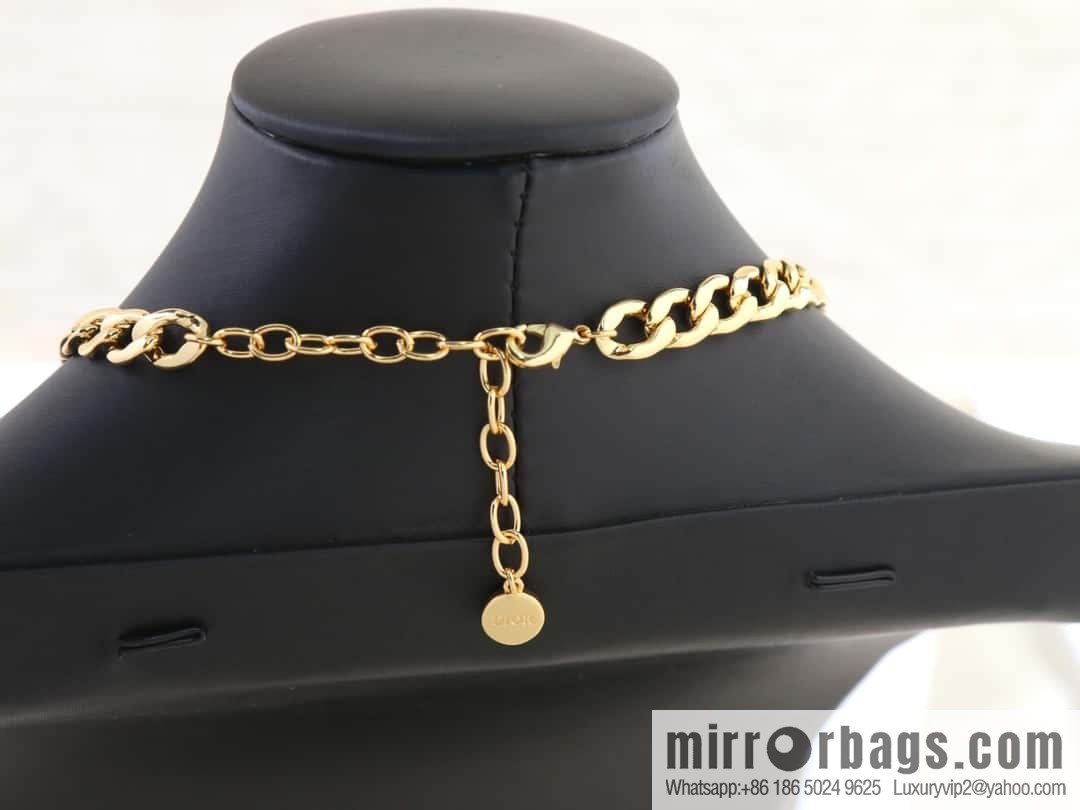 New ☑️ Dior enamel CD necklace