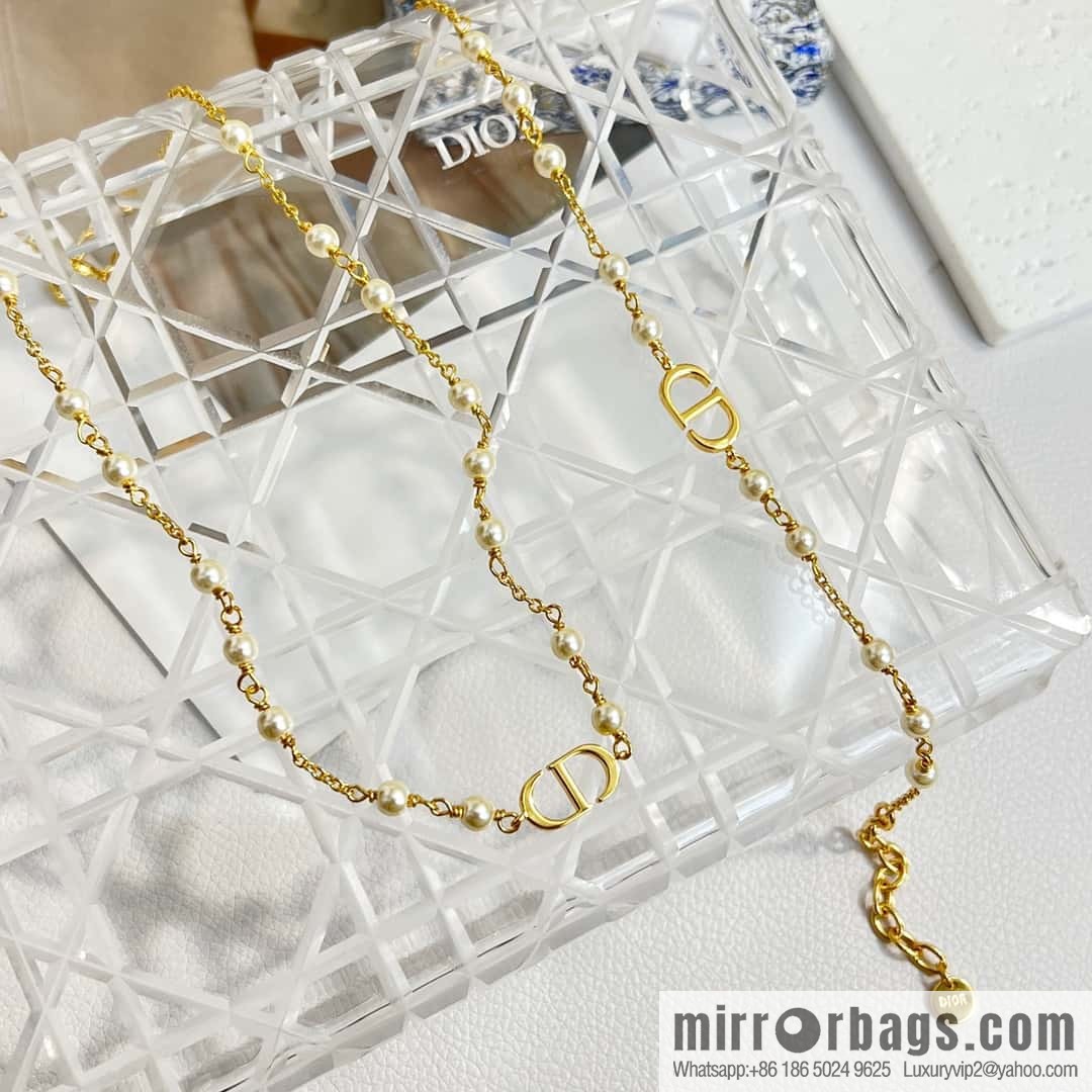 New ☑️ Dior pearl CD necklace bracelet