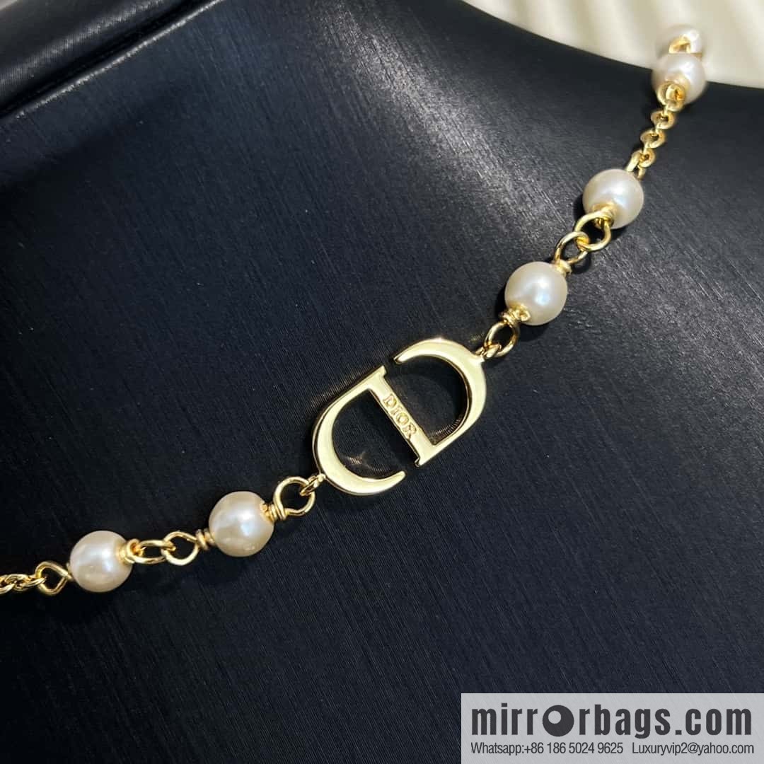New ☑️ Dior pearl CD necklace bracelet