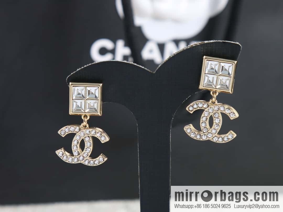 New ☑️ Chanel c2 double c square diamond stud earrings
