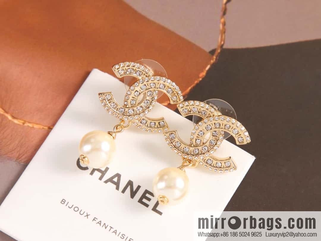 New ☑️ Chanel c2 full diamond double c pearl stud earrings
