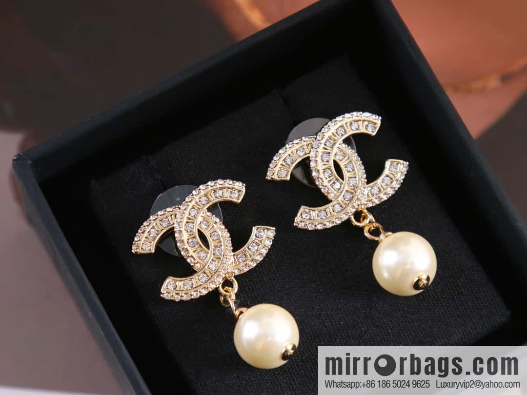 New ☑️ Chanel c2 full diamond double c pearl stud earrings