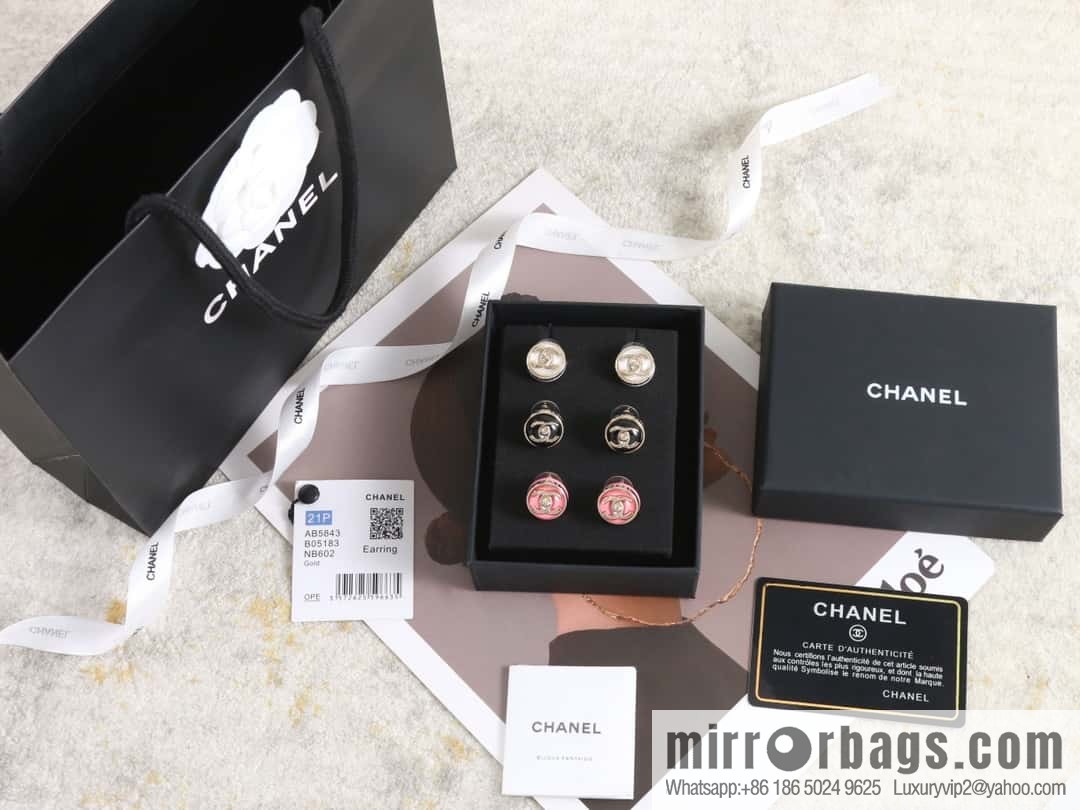 New ☑️ Chanel c1 double c round stud earrings