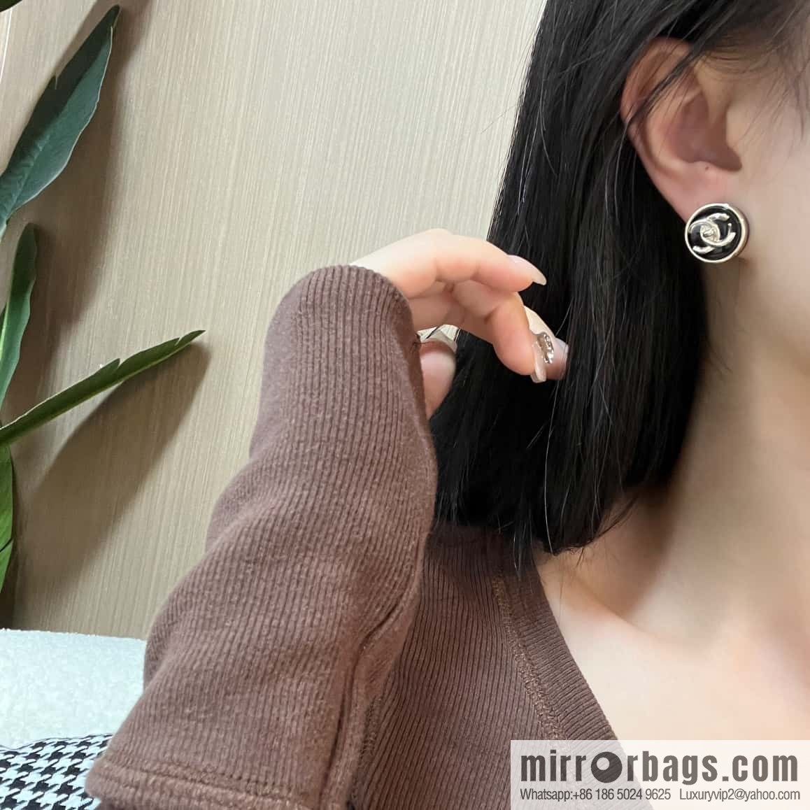 New ☑️ Chanel c1 double c round stud earrings