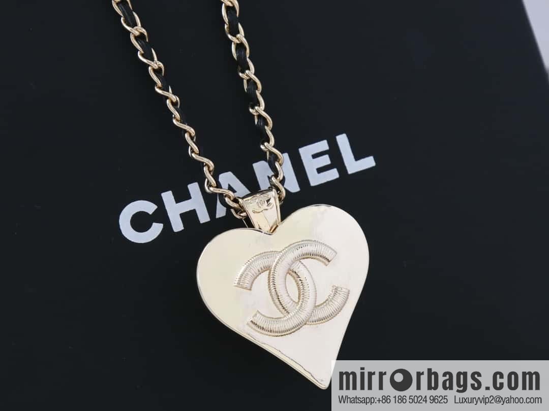 New Chanel double c peach heart black leather rope necklace