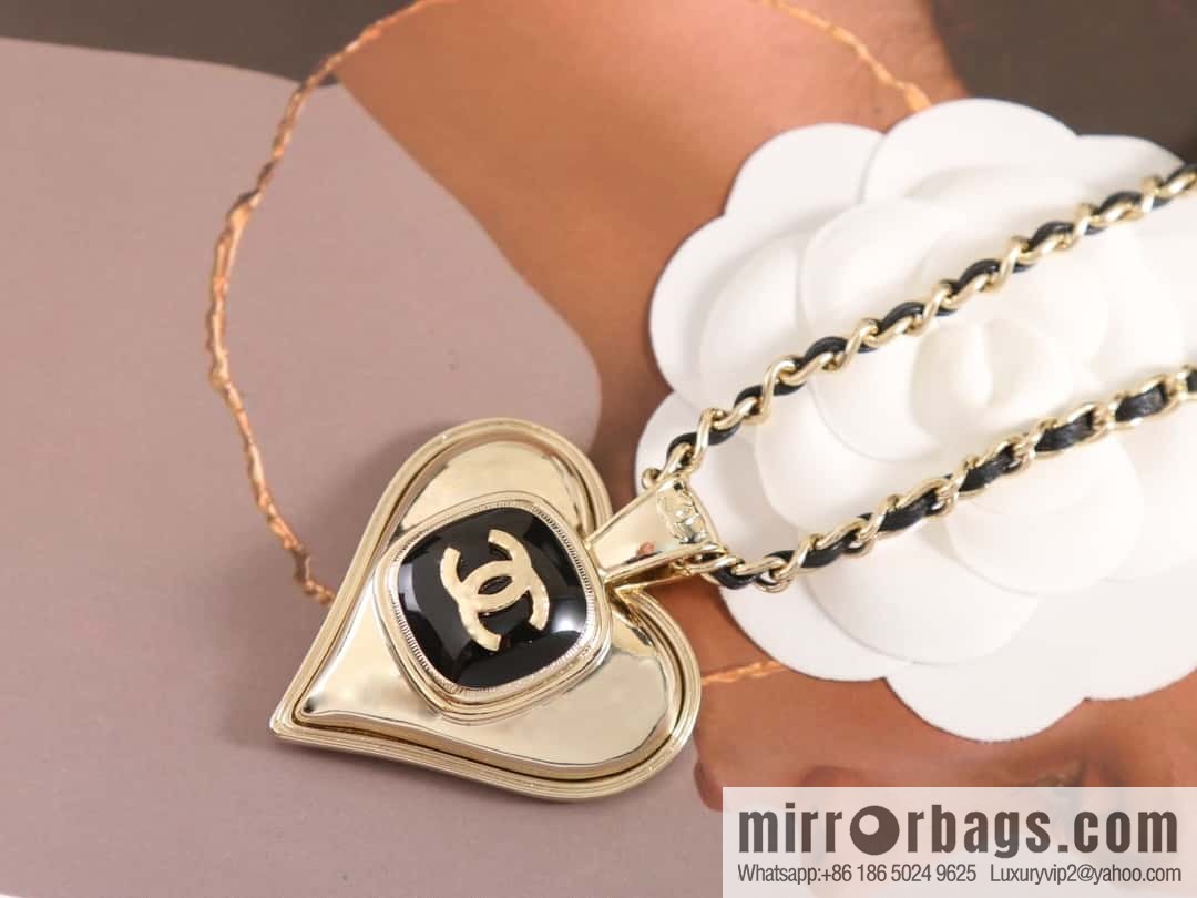 New Chanel double c peach heart black leather rope necklace