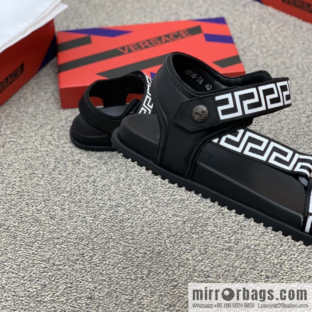 Versace uses black calfskin men's sandals