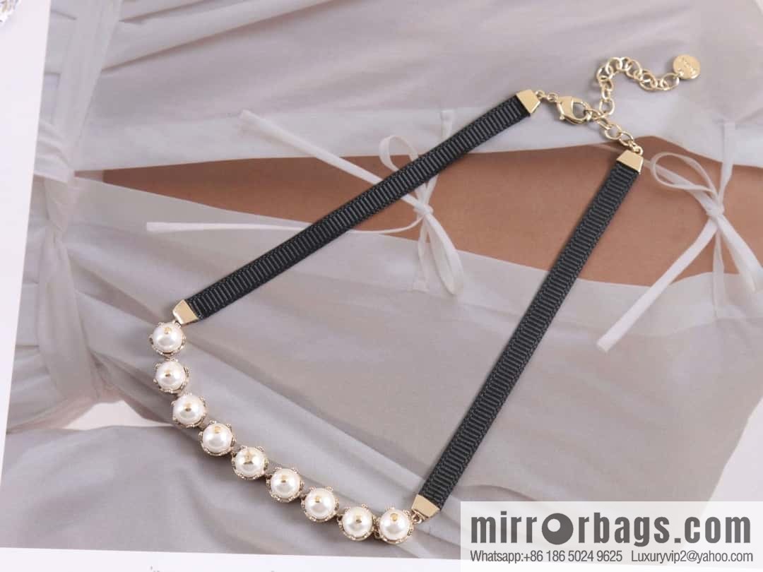 New ☑️ Dior 9 pearl necklace necklace