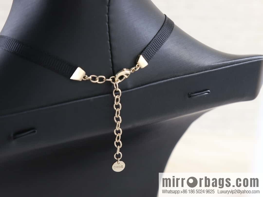 New ☑️ Dior 9 pearl necklace necklace