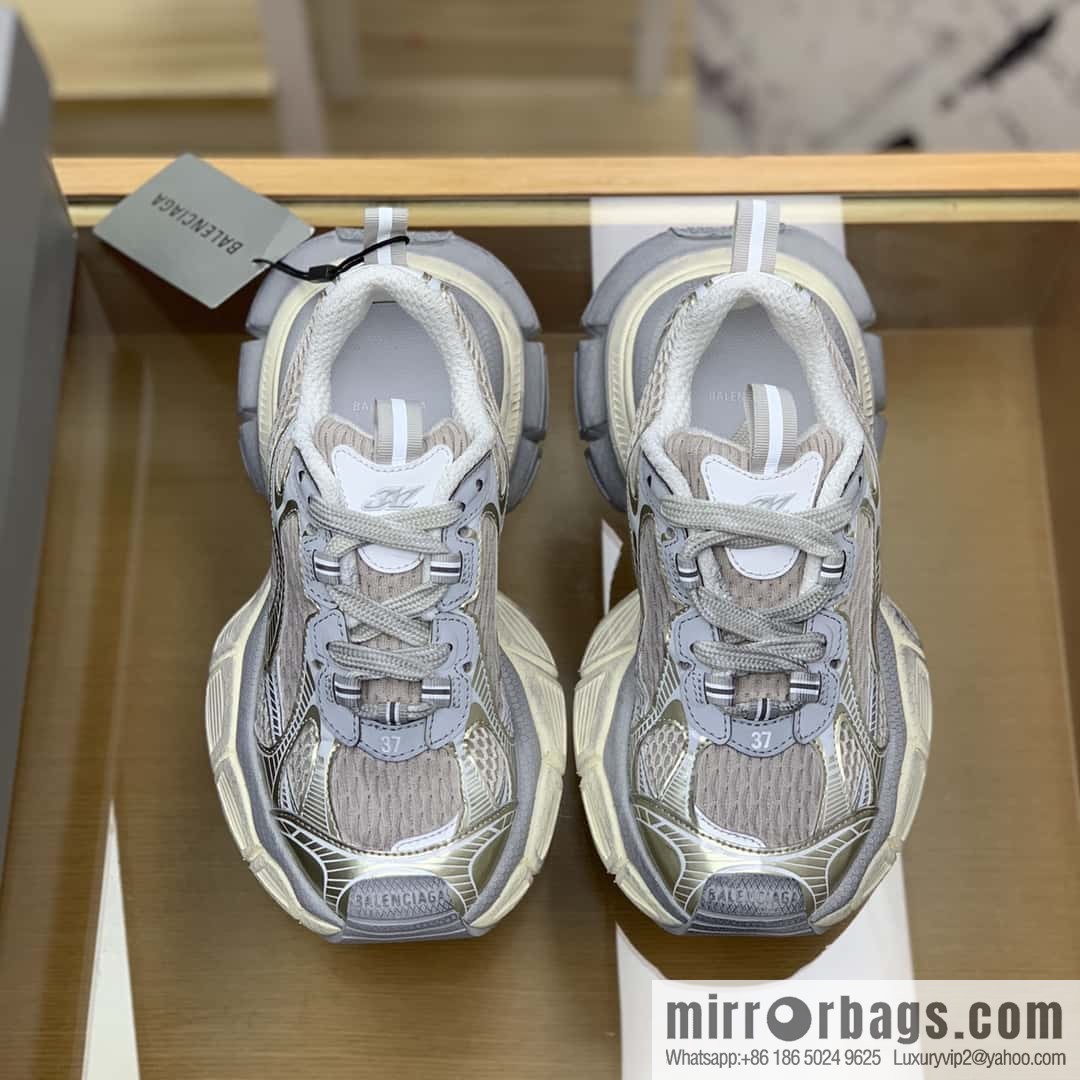 BALENCIAGA Unisex His & Hers 💏 platform sneakers
