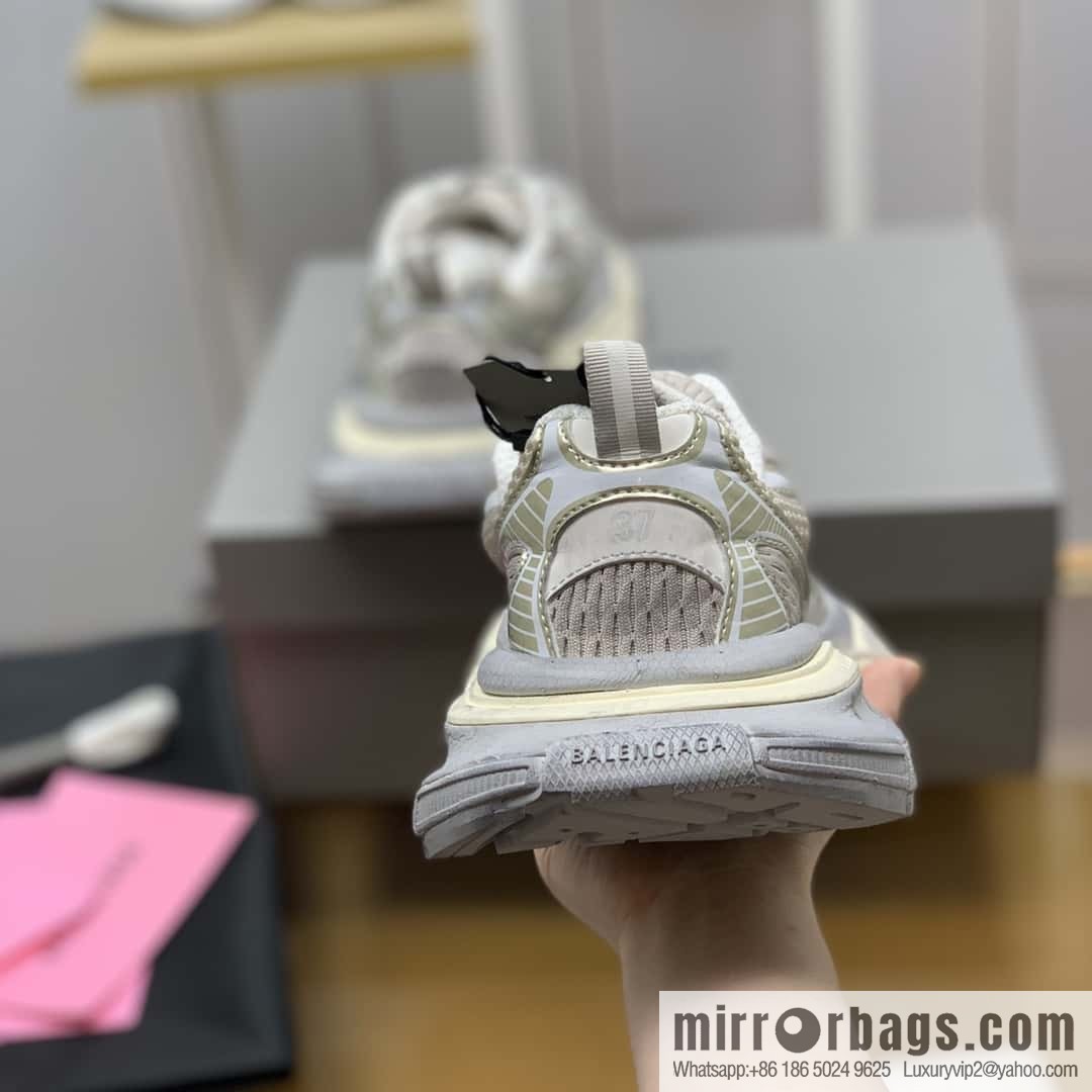 BALENCIAGA Unisex His & Hers 💏 platform sneakers