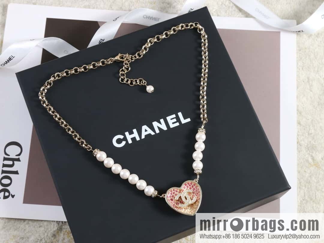 New ☑️ Chanel double c asymmetric pearl love peach heart necklace