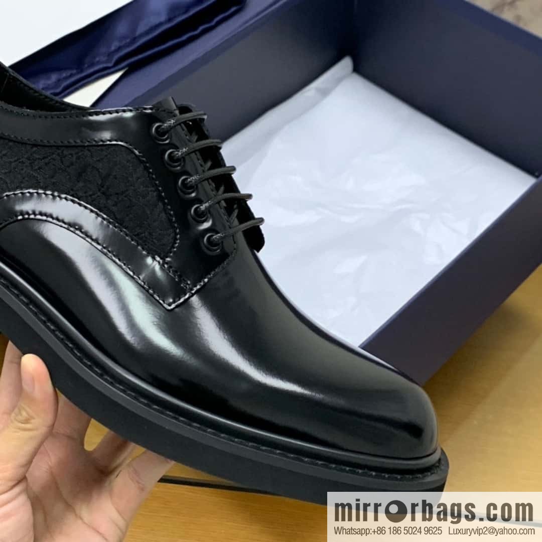 Dior selected leather made men's derby shoes