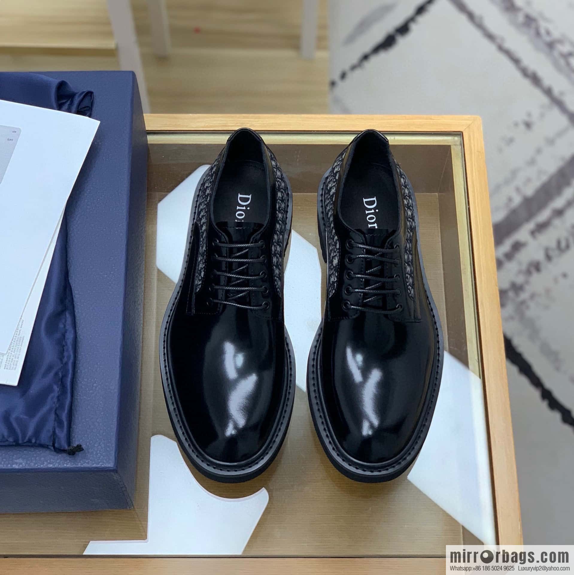Dior selected leather made men's derby shoes