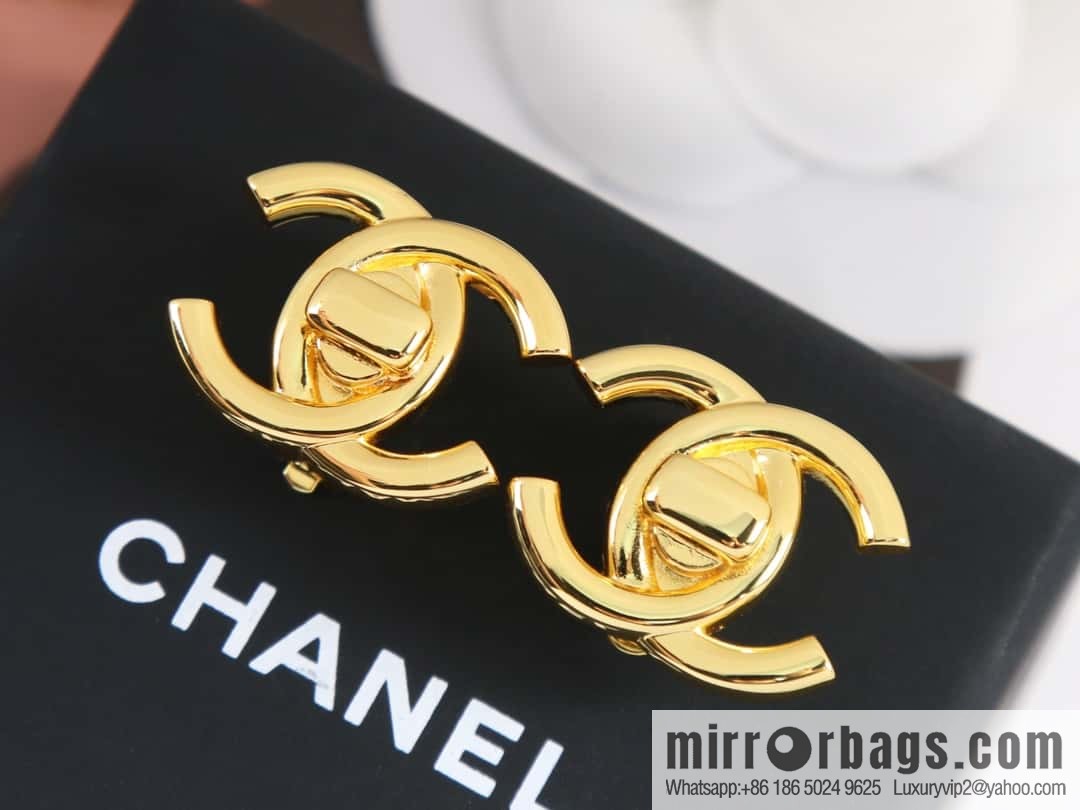 New ☑️ Chanel medieval series gold double c earrings