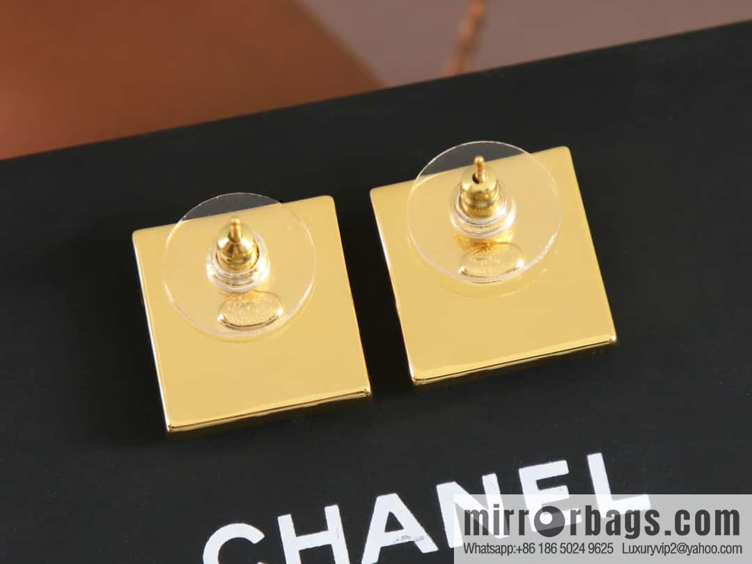 New ☑️ Chanel medieval series square gold double c earrings