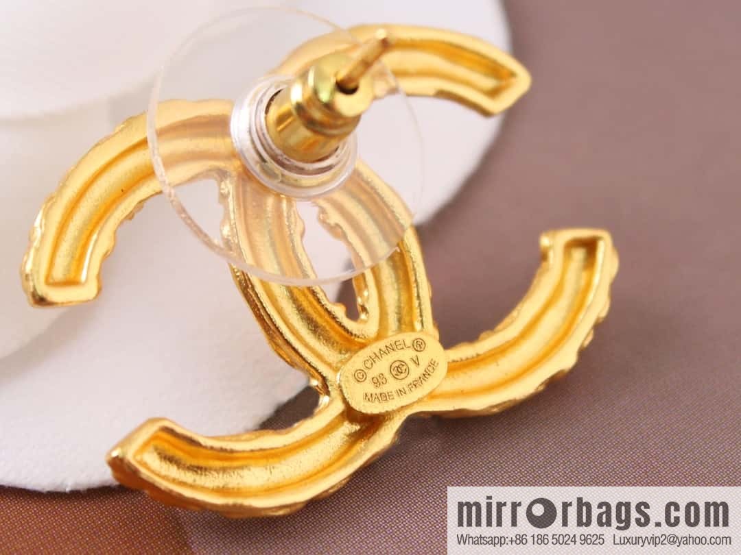 New ☑️ Chanel medieval series gold double c earrings