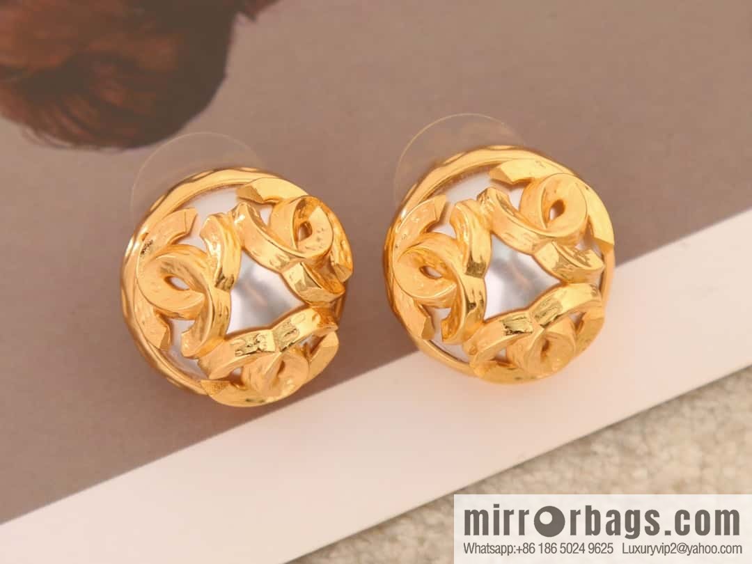 New ☑️ Chanel medieval series gold double c round earrings