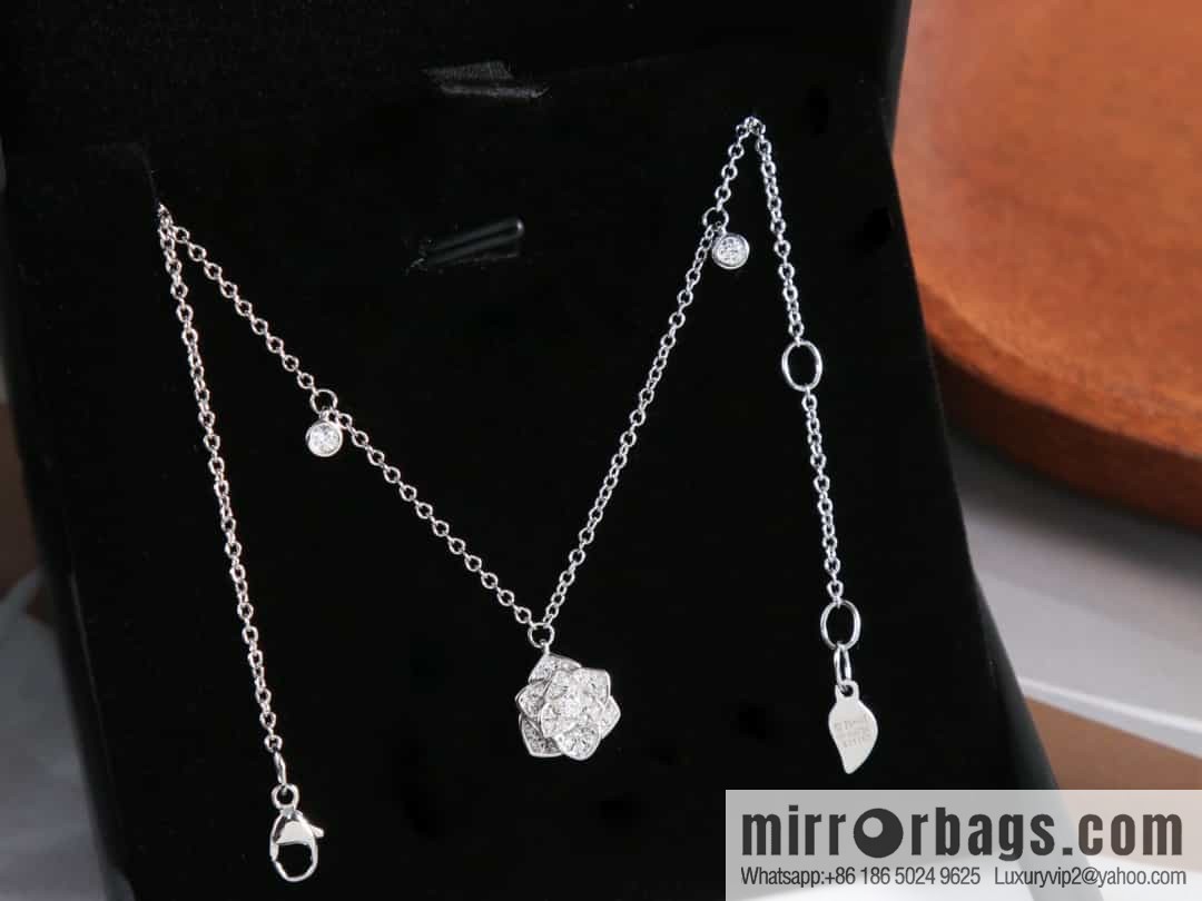 Piaget rose necklace in white gold