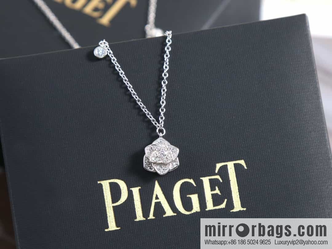 Piaget rose necklace in white gold