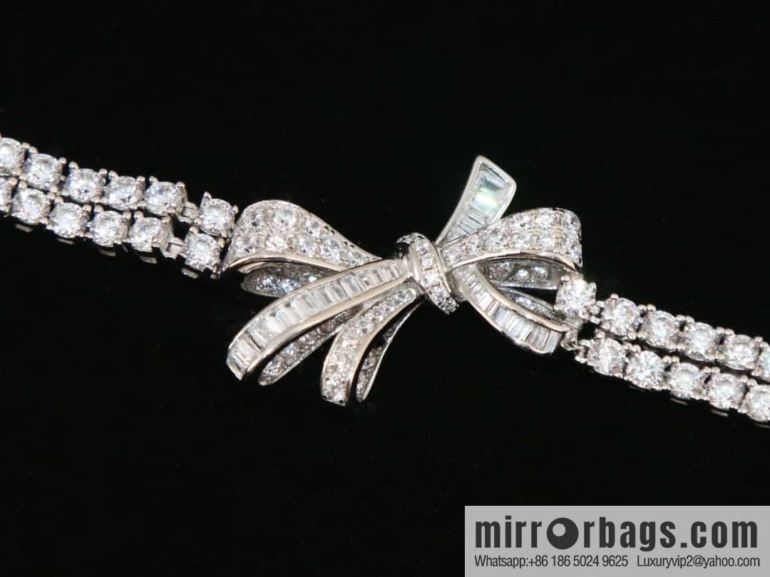 GRAFF diamond full diamond bow bracelet
