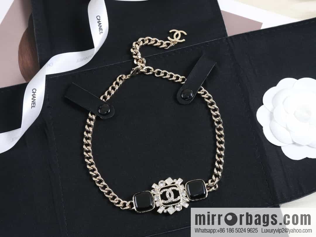 New ☑️ Chanel double c black square necklace