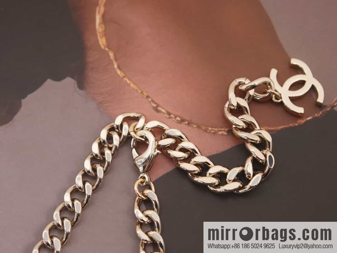 New ☑️ Chanel double c black square necklace