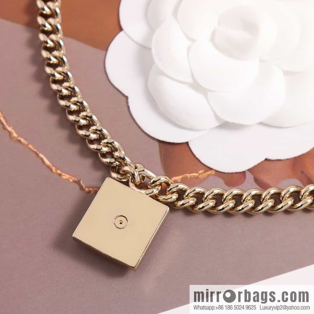 New ☑️ Chanel double c square necklace necklace