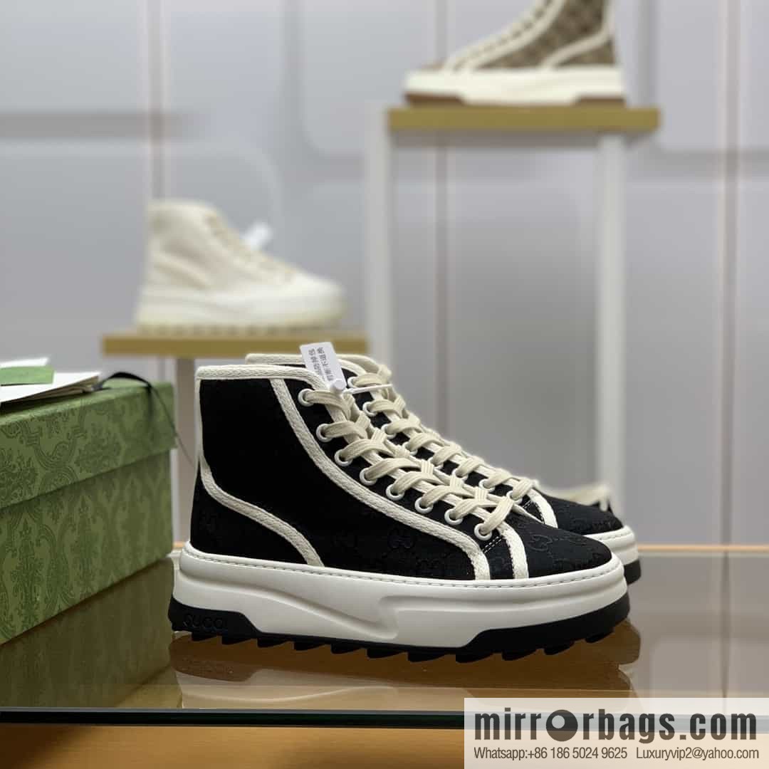 Gucci Gucci uses black classic GG canvas to make women's sports and leisure platform shoes