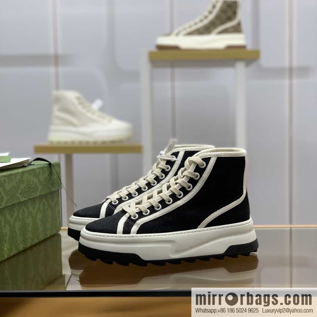 Gucci Gucci uses black classic GG canvas to make women's sports and leisure platform shoes