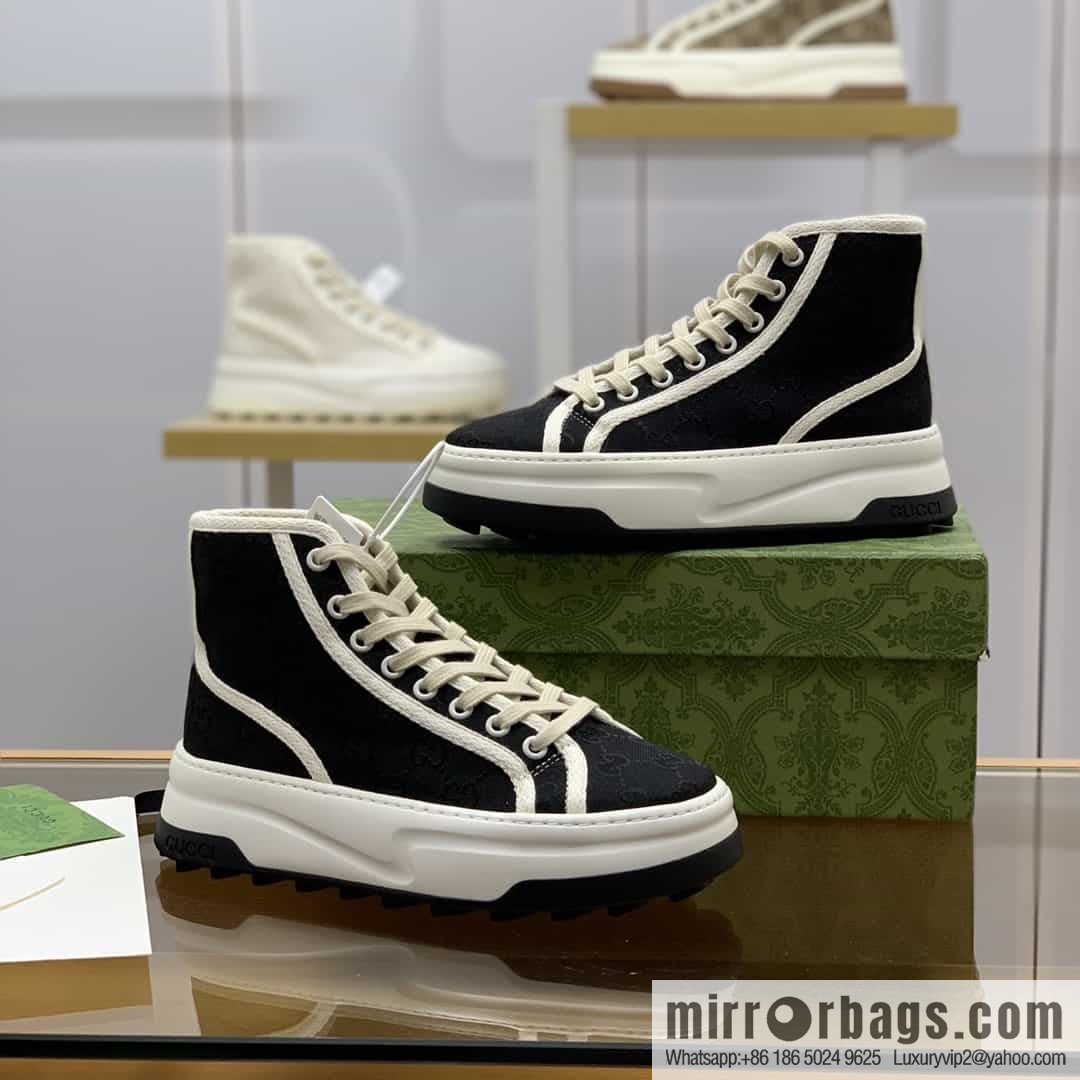 Gucci Gucci uses black classic GG canvas to make women's sports and leisure platform shoes