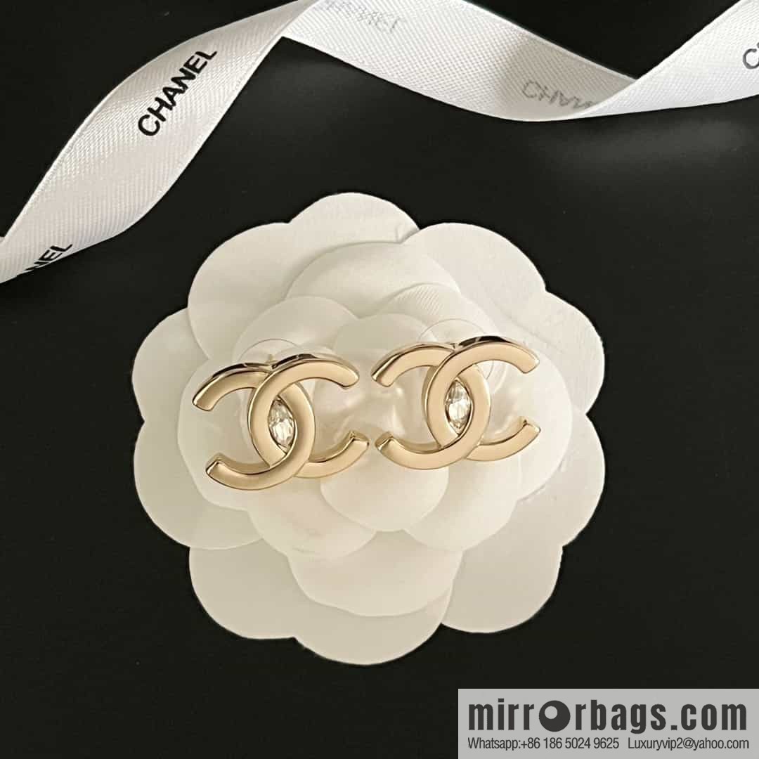 New ☑️ Chanel C1 double c horse eye drill earrings