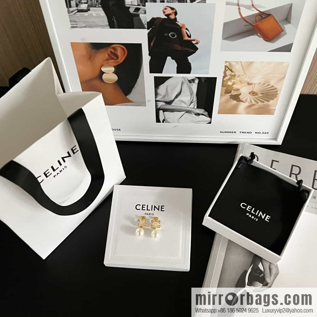 New ☑️ Celine Arc de Triomphe pearl stud earrings