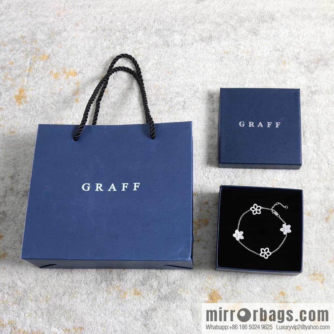 GRAFF four flower bracelet