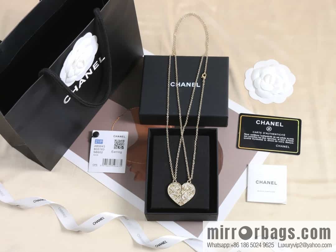 New ☑️ Chanel double c love peach heart diamond necklace